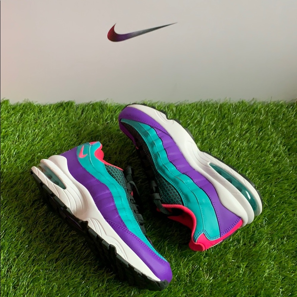 Nike Air Max 95 - Picture 2 of 6